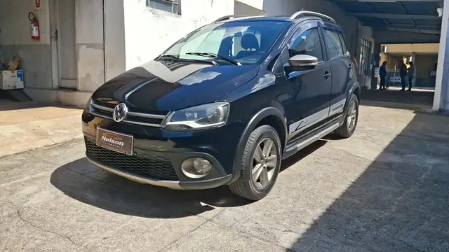 Carro Volkswagen CrossFox 2011 1.6 (Flex)
