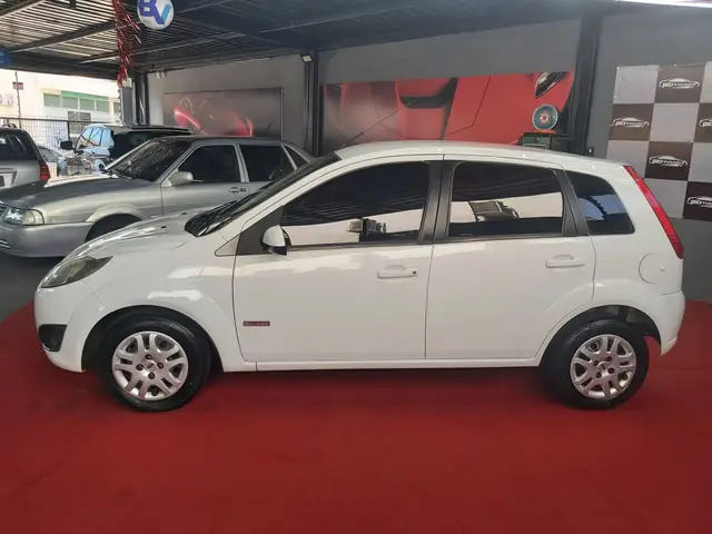 Carro Ford Fiesta Sedan 2013 Sed. 1.6 8V Flex 4p