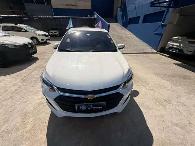 Carro Chevrolet Onix 2023 LT 1.0