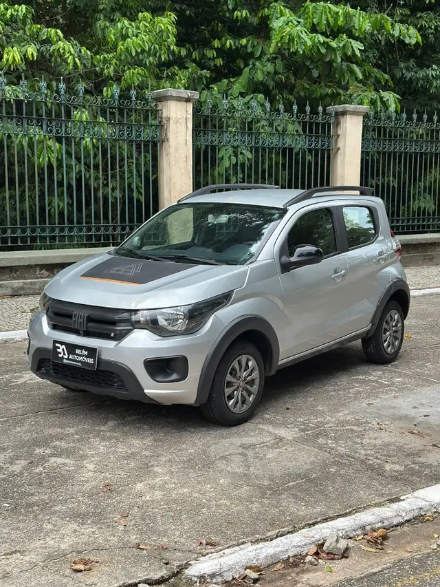 Carro Fiat Mobi 2024 Trekking 1.0