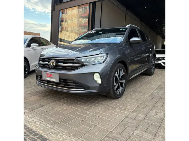 Carro Volkswagen Nivus 2023 Highline 200 TSI