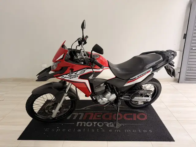 Moto Honda XRE 300 2021 Rally (Flex)
