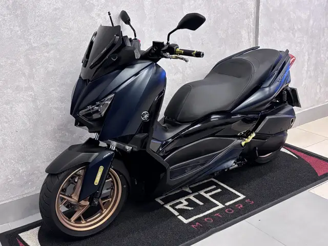 Moto Yamaha XMax 2023 ABS