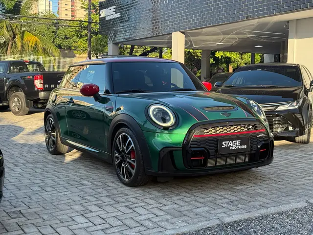 Carro MINI John Cooper Works 2022 2.0 Turbo 3p Aut.