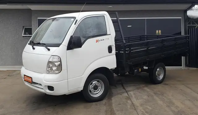 Carro Kia Bongo 2011 K-2500 STD 4x2 RS (cab. simples)
