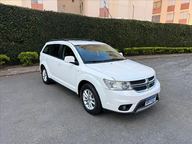 Carro Dodge Journey 2013 SXT 3.6 (aut)