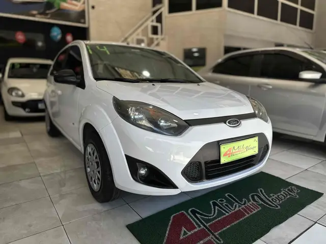 Carro Ford Fiesta Hatch 2014 SE 1.0 RoCam (Flex)