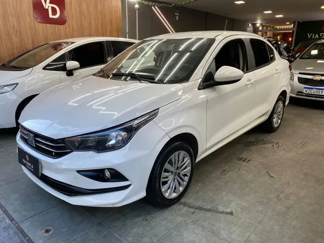 Carro Fiat Cronos 2024 Drive 1.0