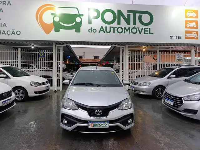 Carro Toyota Etios 2019 Platinum 1.5 (Aut) (Flex)