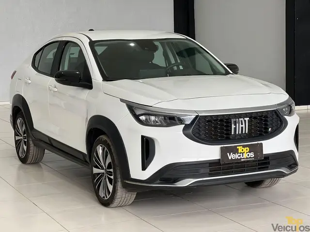 Carro Fiat Fastback 2024 Audace