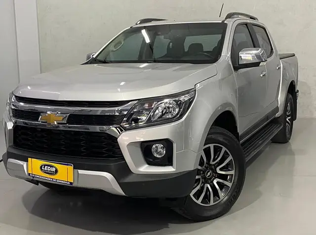 Carro Chevrolet S10 Cabine Dupla 2021 S10 2.5 ECOTEC SIDI Advantage 4x2 (Cabine Dupla)