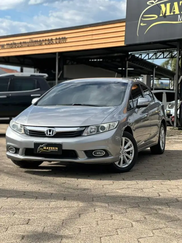 Carro Honda Civic 2013 New  LXL SE 1.8 i-VTEC (Aut) (Flex)