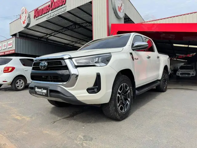 Carro Toyota Hilux SW4 2022 GRS 2.8 TB 4x4 Diesel Automatico
