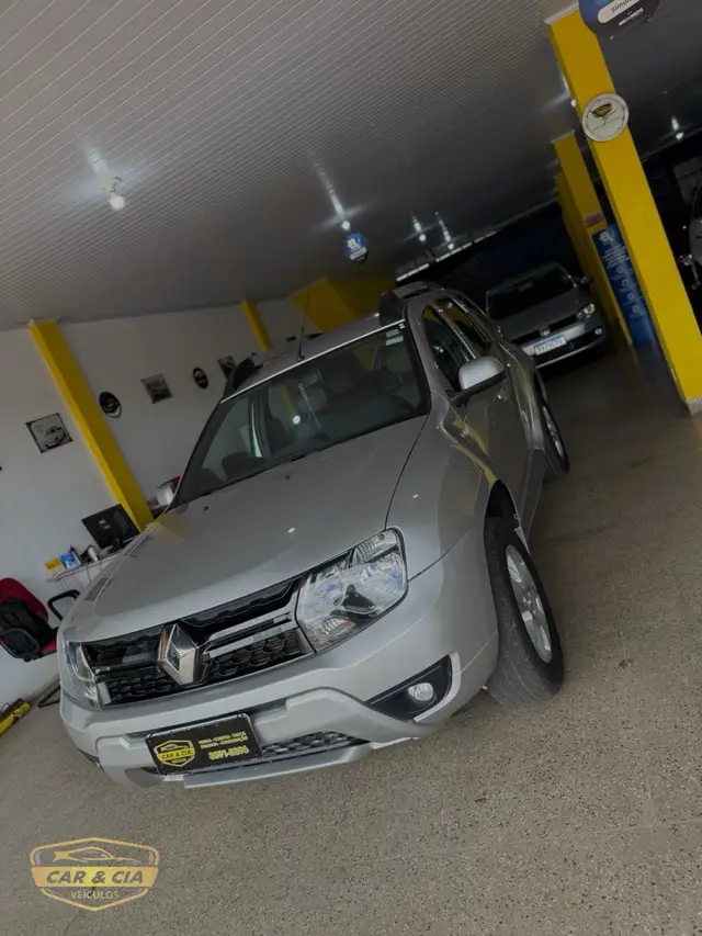 Carro Renault Duster 2017 2.0 16V Dynamique (Flex)