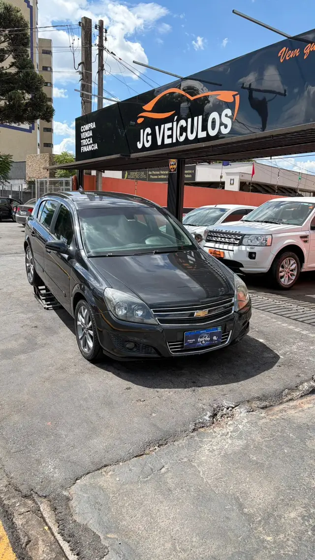 Carro Chevrolet Vectra GT 2010 2.0 8V (Flex)