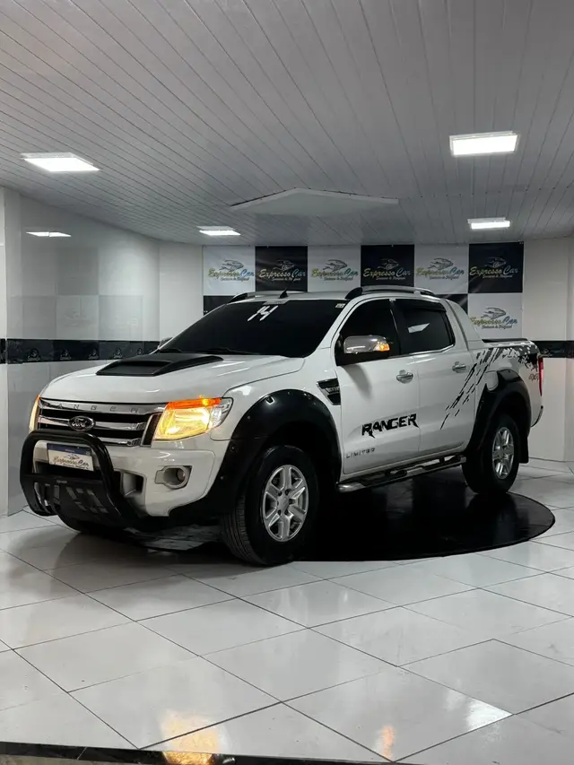 Carro Ford Ranger Cabine Dupla 2014 Ranger 3.2 TD CD Limited Plus 4WD (Aut)