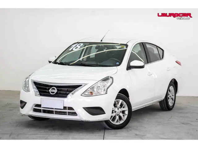Carro Nissan Versa 2018 1.6 16V SV FlexStart CVT (Flex)