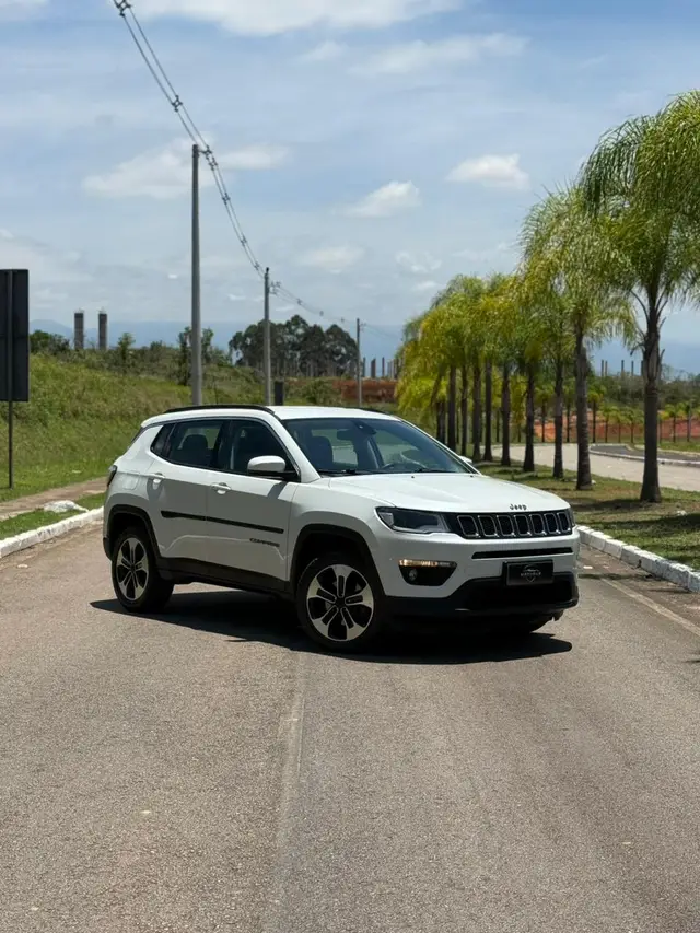 Carro Jeep Compass 2017 2.0 Longitude 4x2 (Aut) (Flex)
