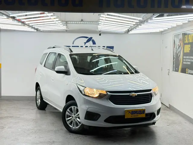 Carro Chevrolet Spin 2024 LT 1.8 (Aut.)