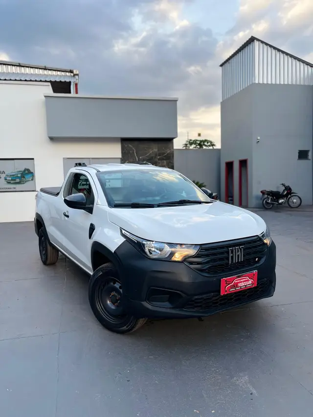 Carro Fiat Strada 2024 Endurance 1.3 Flex 8V CS
