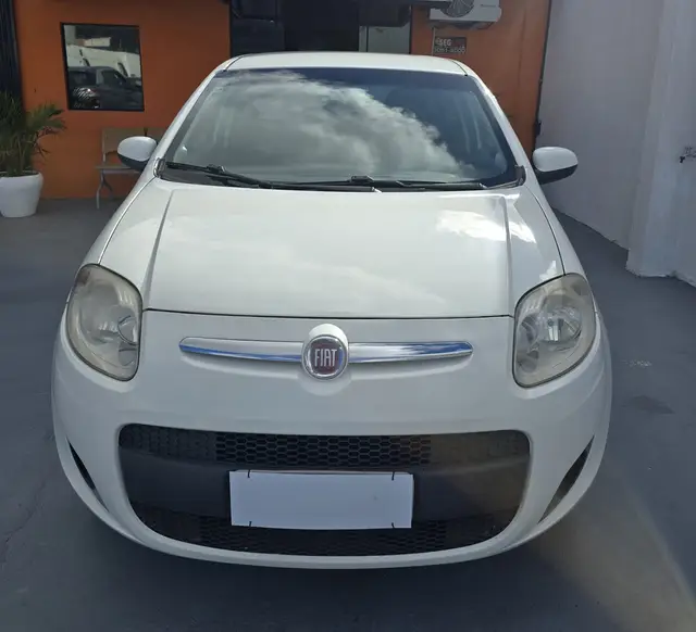Carro Fiat Palio 2013 Attractive 1.0 8V (Flex)