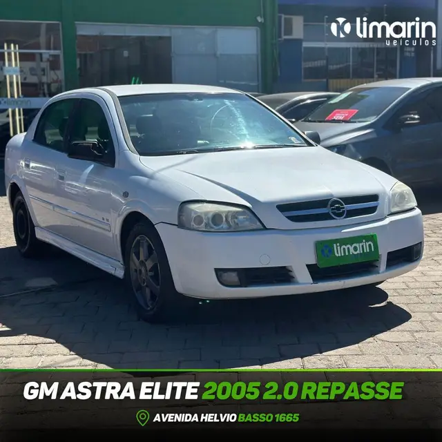 Carro Chevrolet Astra Sedan 2005 2.0 (Flex)