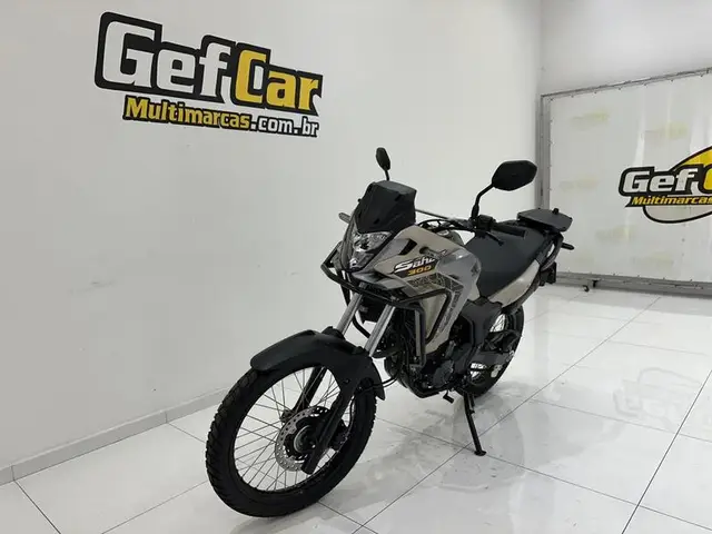 Moto Honda XRE 300 2025 Adventure