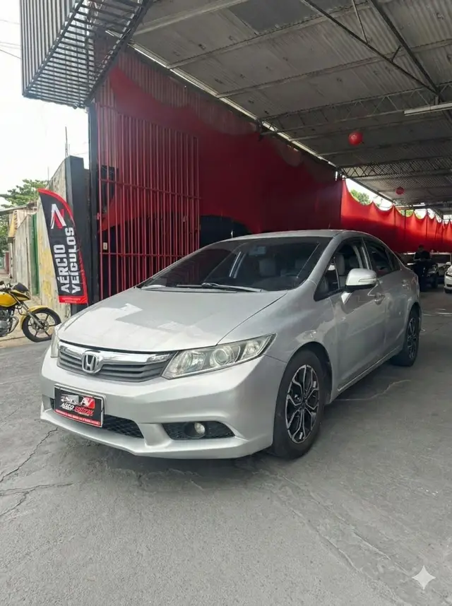 Carro Honda Civic 2014 New  LXS 1.8 16V i-VTEC (Aut) (Flex)