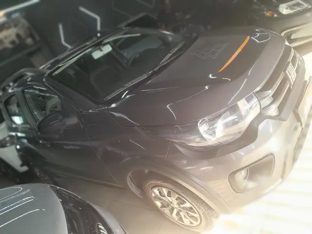 Carro Fiat Mobi 2024 Trekking 1.0