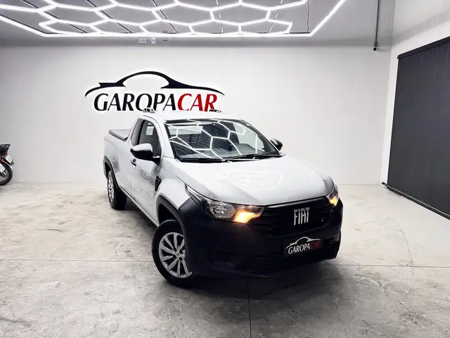 Carro Fiat Strada 2023 Endurance 1.4 Cabine Plus (Flex)