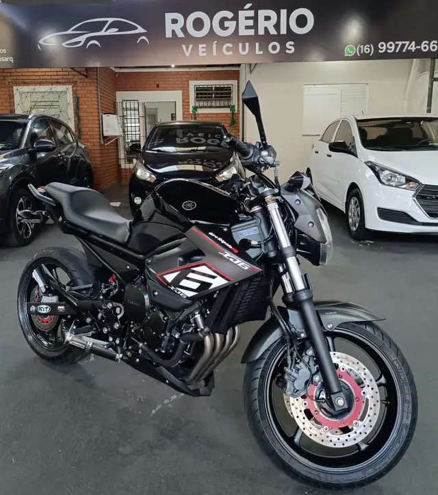 Moto Yamaha XJ6 N 2016 XJ6 N 600 (ABS)