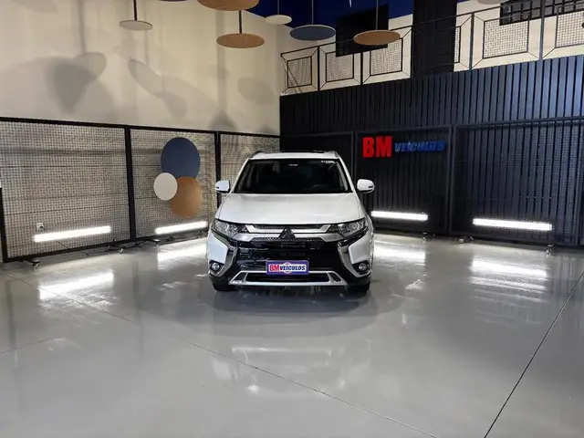 Carro Mitsubishi Outlander 2019 2.0  5L CVT