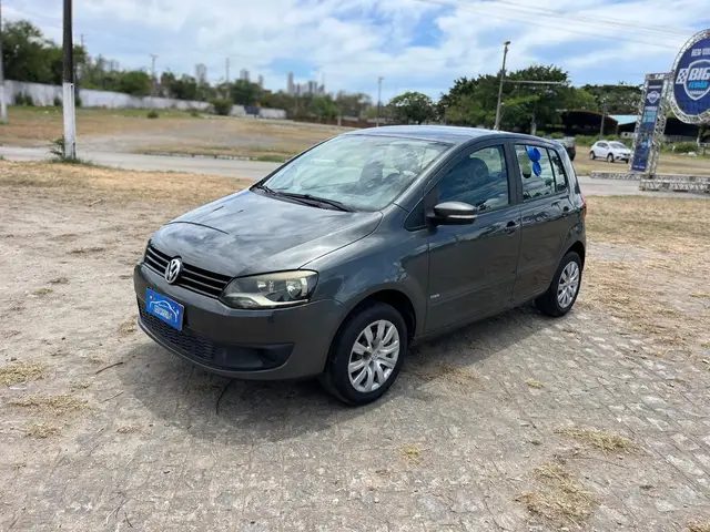 Carro Volkswagen Fox 2013 1.6 VHT (Flex)