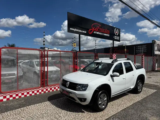 Carro Renault Duster Oroch 2022 2.0 16V Dynamique (Flex)