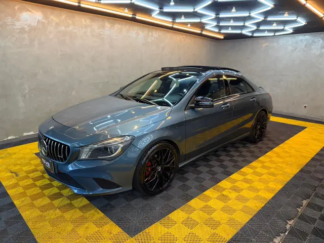 Carro Mercedes-Benz CLA 200 2014 Vision 1.6 TB 16V Flex Aut.
