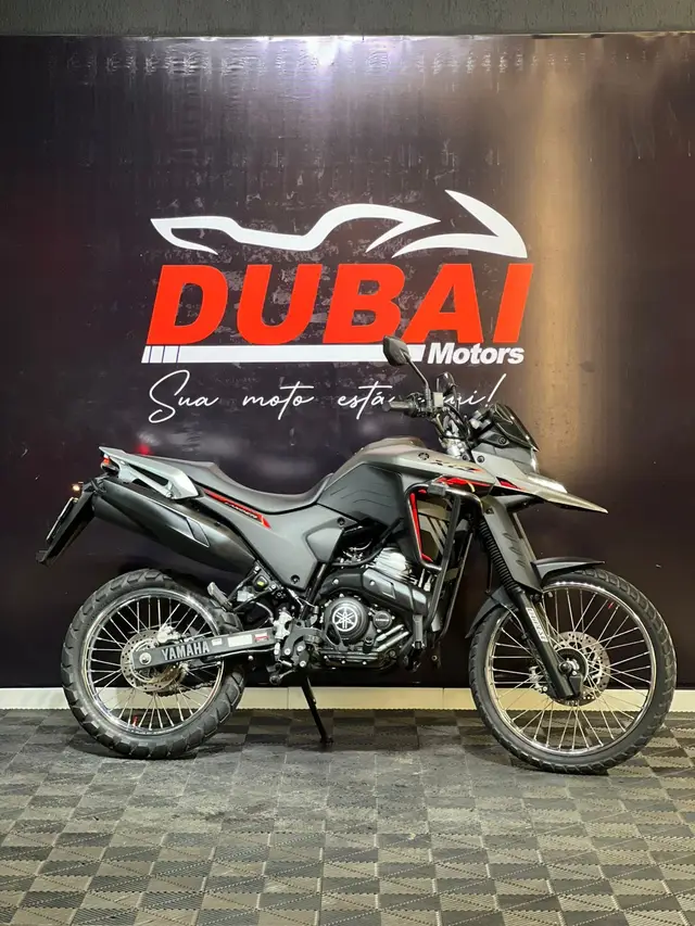 Moto Yamaha XTZ 250 Lander 2025 Connected