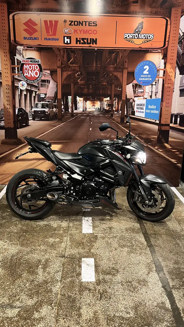 Moto Suzuki GSX-S 750 2019 750