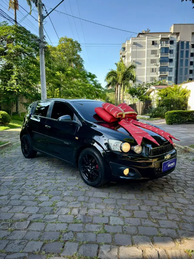 Carro Chevrolet Sonic 2012 Hatch LTZ (Aut)