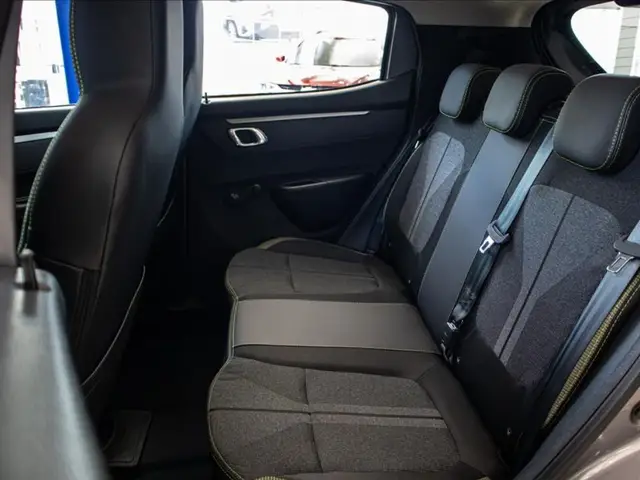 Carro Renault Kwid 2026 Outsider 1.0