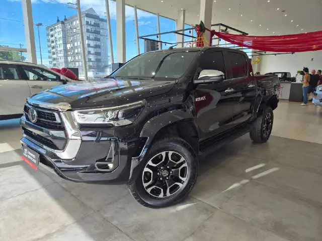 Carro Toyota Hilux Cabine Dupla 2024 SRX Plus 4x4 2.8 Diesel