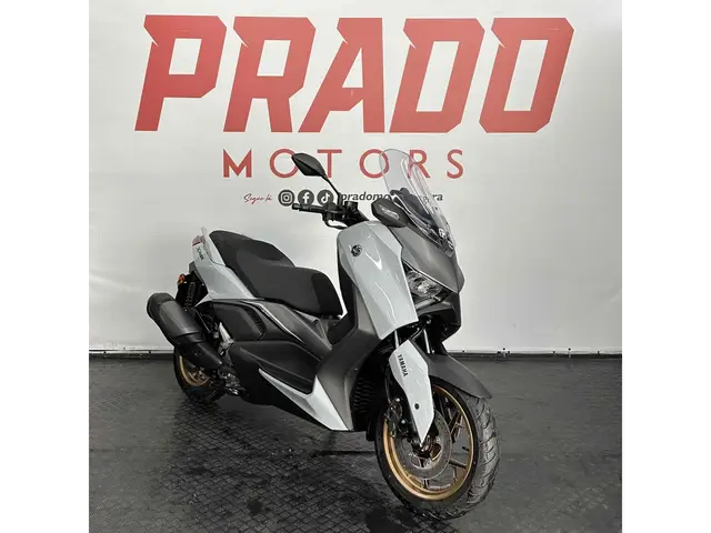 Moto Yamaha XMax 2026 300 Connected