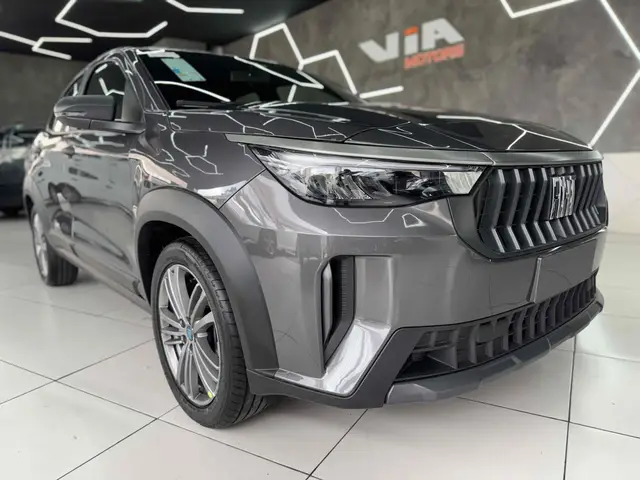 Carro Fiat Fastback 2026 Turbo 200