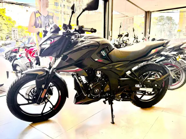 Moto Bajaj Pulsar 2026 N150