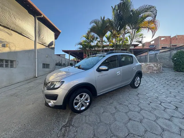 Carro Renault Sandero Stepway 2017 1.6 8V (Flex)