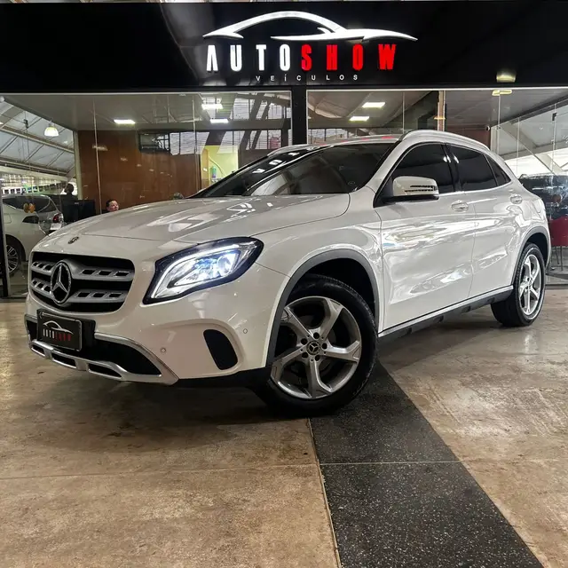 Carro Mercedes-Benz GLA 200 2018 GLA 200 1.6 Style