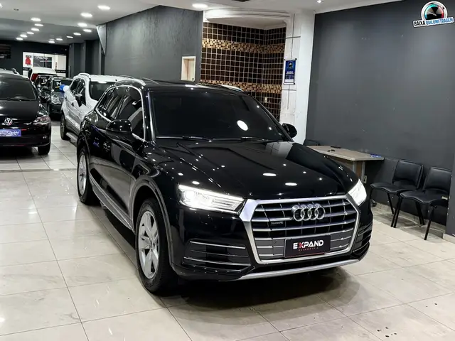 Carro Audi Q5 2018 2.0 TFSI Ambiente S Tronic Quattro