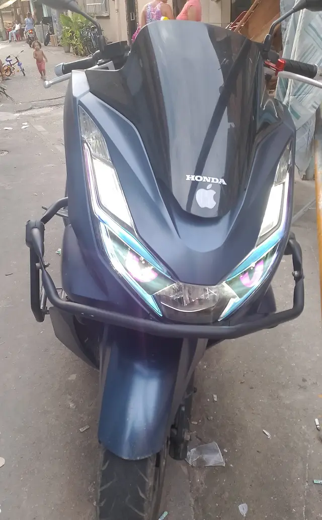 Moto Honda PCX 160 2023 DLX ABS