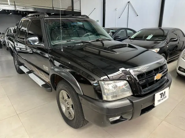 Carro Chevrolet S10 Cabine Dupla 2011 S10 Rodeio 2.4 Flexpower 4X2 (Cab Dupla)