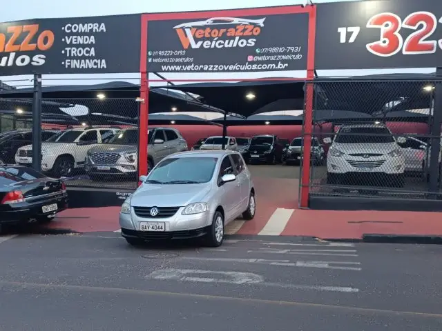 Carro Volkswagen Fox 2009 Plus 1.6 8V (Flex)