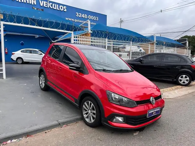 Carro Volkswagen Fox 2016 1.6 16v MSI Pepper (Flex)